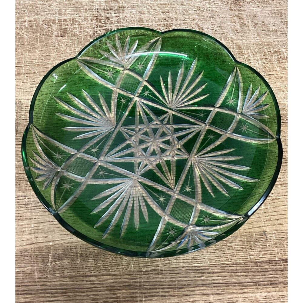 Vintage Cut Glass Emerald Green Salad Bowl Dish - 11.5”D